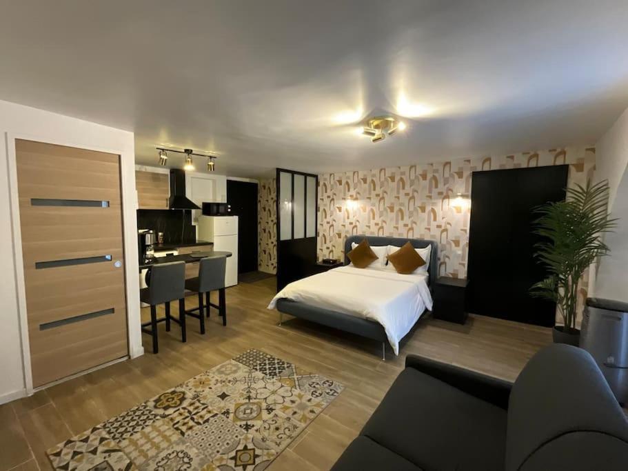 Ks Paris Studio Appart Near Station Gare Du Nord And Gare De L Est Bagian luar foto
